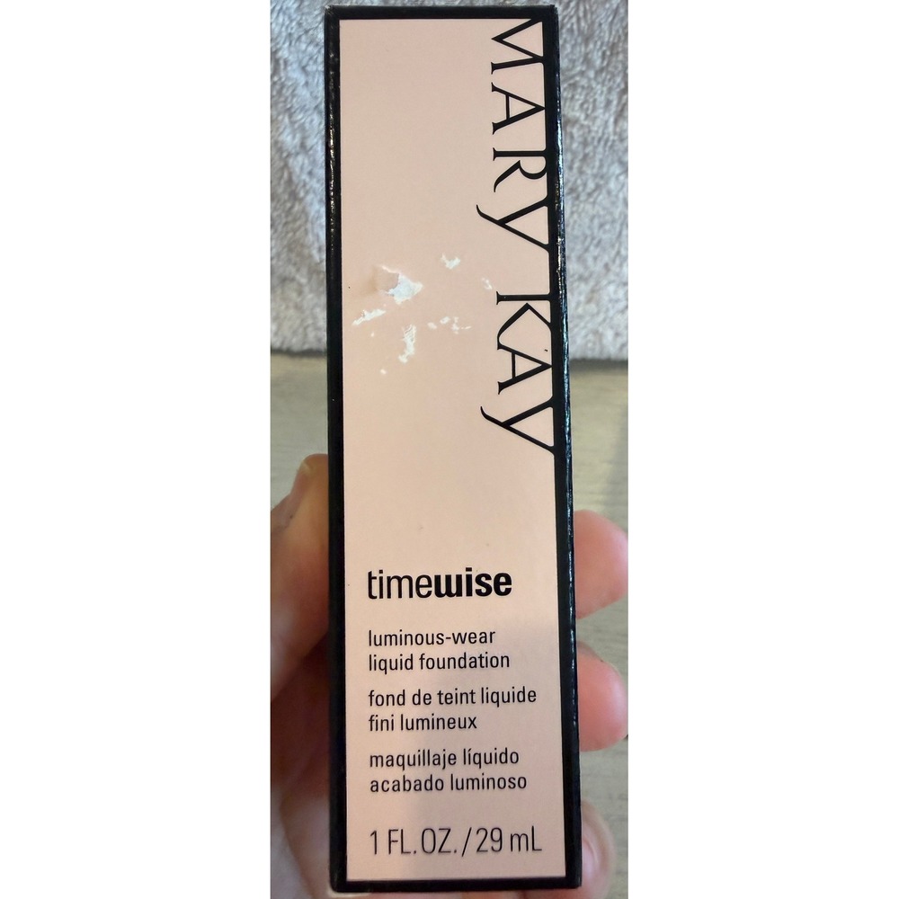 Mary‎ Kay TimeWise Luminous-Wear Liquid Foundation Ivory 3 1 fl oz New Boxed
